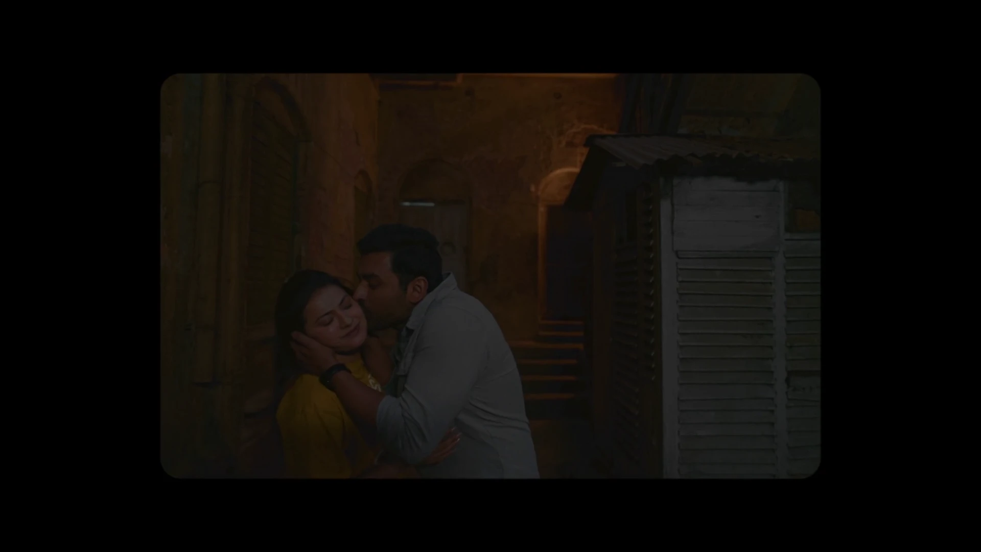 Screenshot 3 - Nari Choritro Bejay Jotil 2026 Bengali Audio