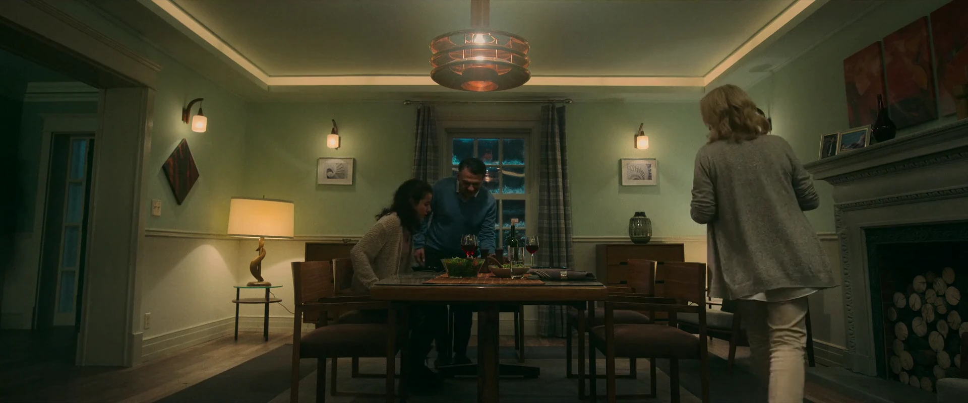 Screenshot 2 - No One Gets Out Alive 2021 Hindi Dual Audio