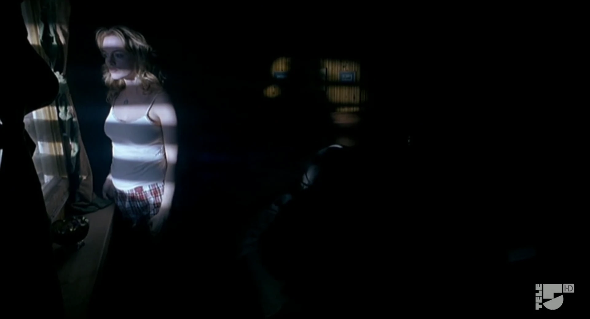 Screenshot 3 - Blessed 2004 Hindi Dual Audio
