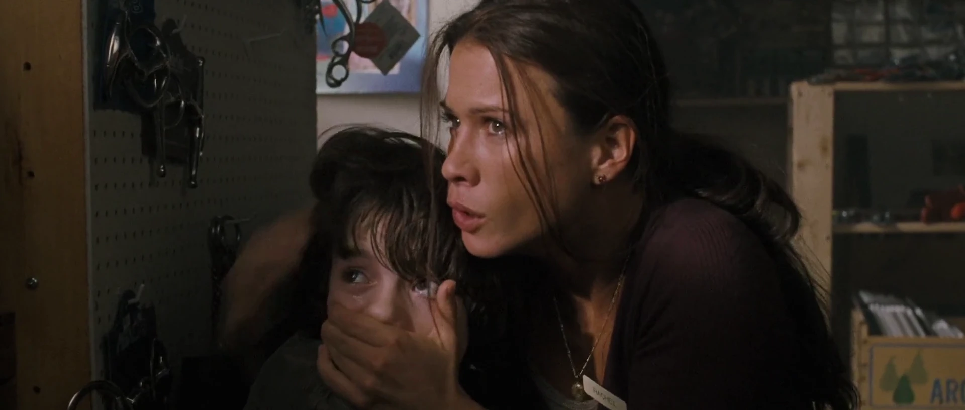 Screenshot 4 - Skinwalkers 2006 Hindi Dual Audio