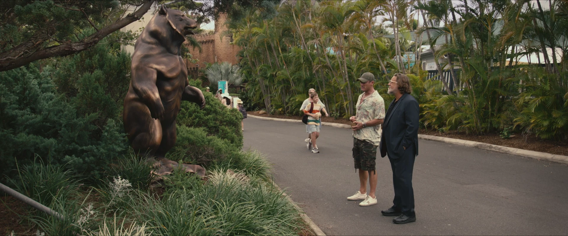 Screenshot 2 - The Get Out 2026 Hindi Dual Audio