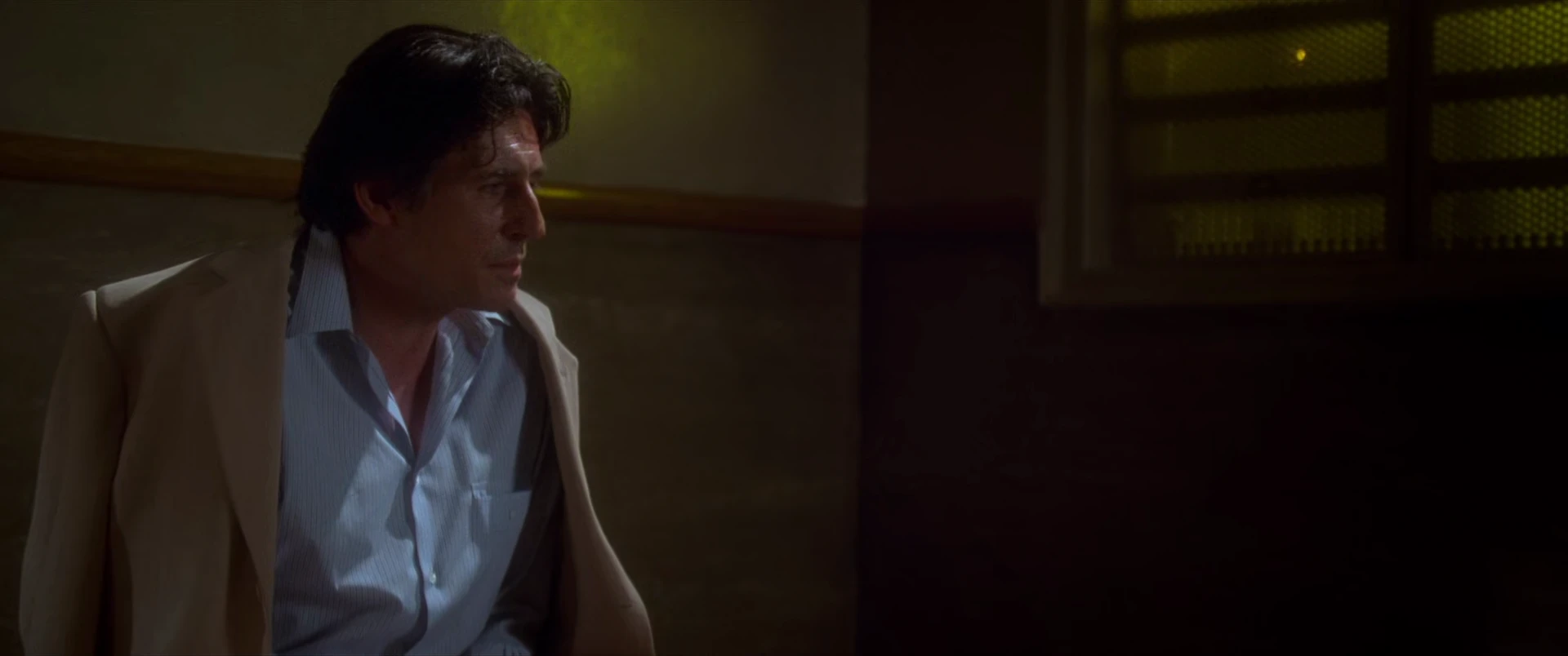 Screenshot 2 - The Usual Suspects 1995 Hindi Dual Audio