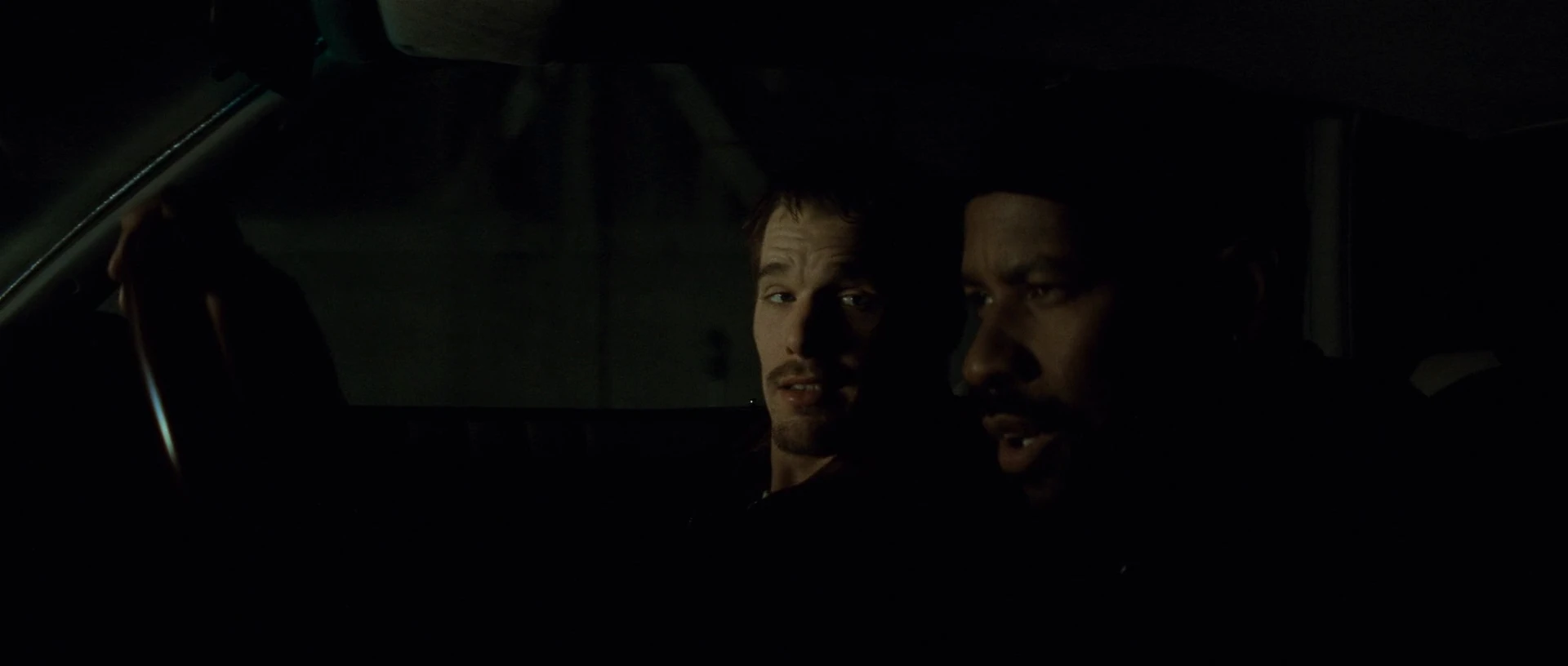 Screenshot 2 - Training Day 2001 Hindi Dual Audio