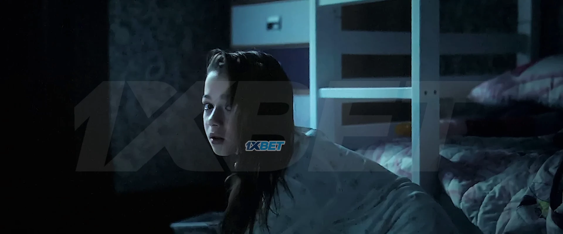 Screenshot 5 - Bajo tus pies 2025 Tamil Audio