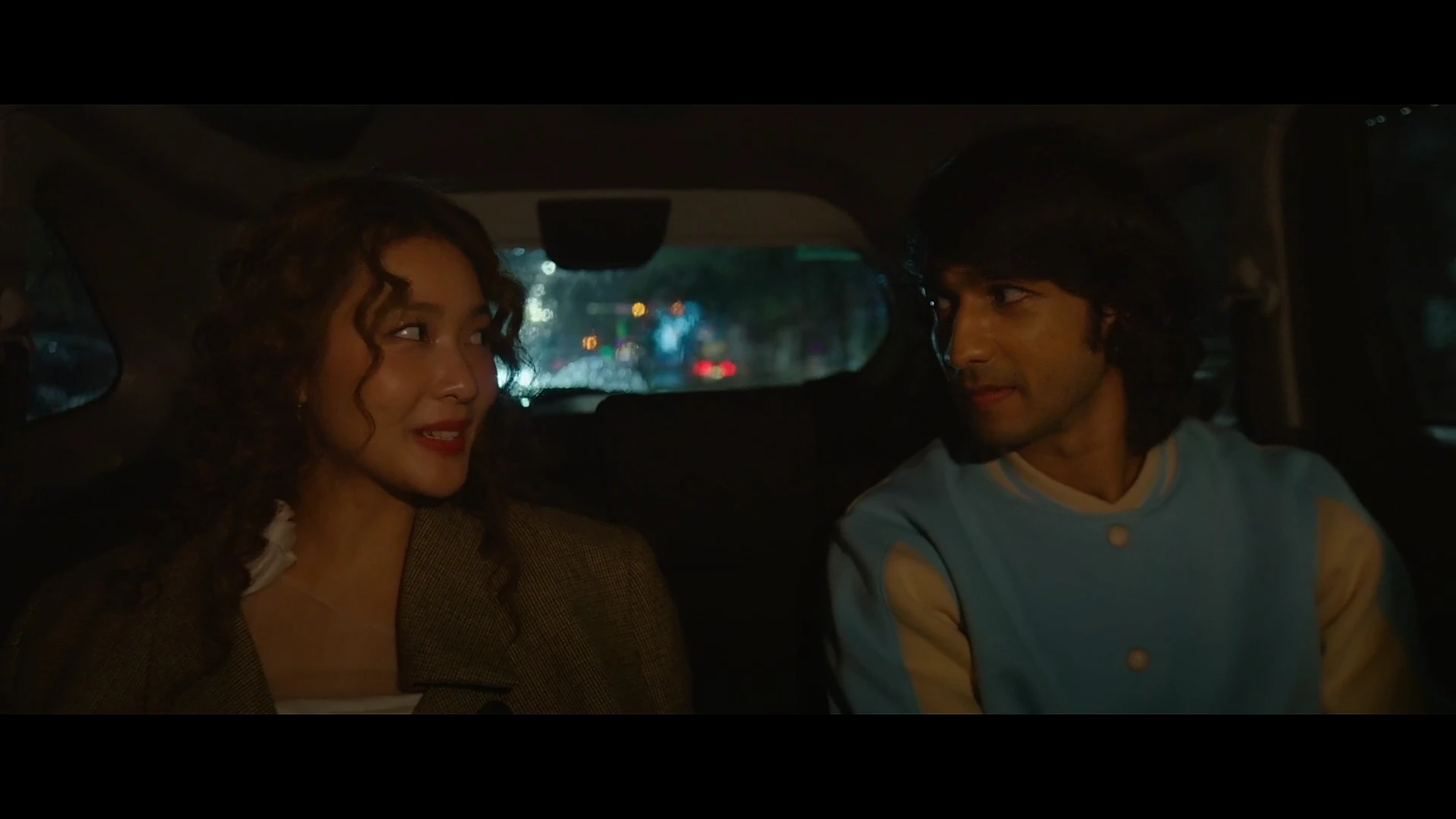 Screenshot 5 - Love in Vietnam 2025 Hindi Audio