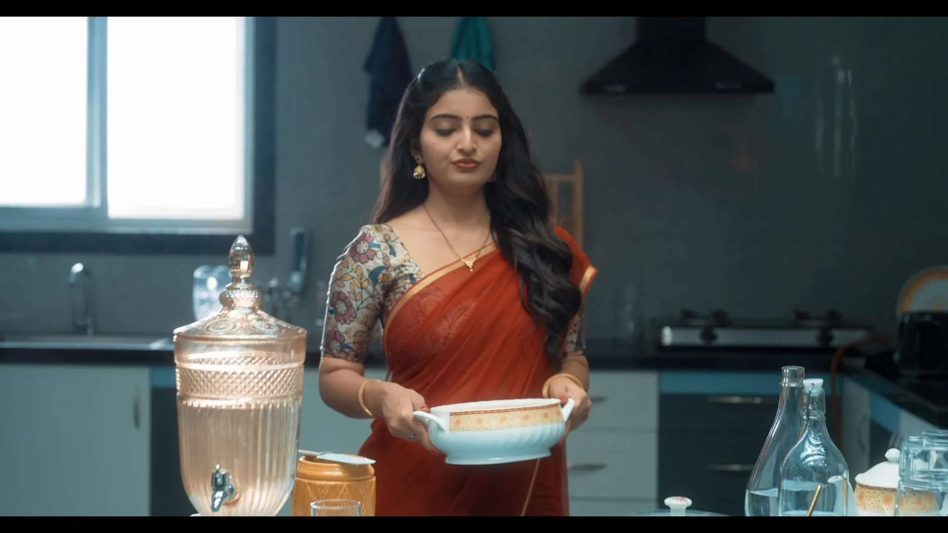 Screenshot 5 - Lechindi Mahila Lokam 2026 Hindi - Telugu Dual Audio