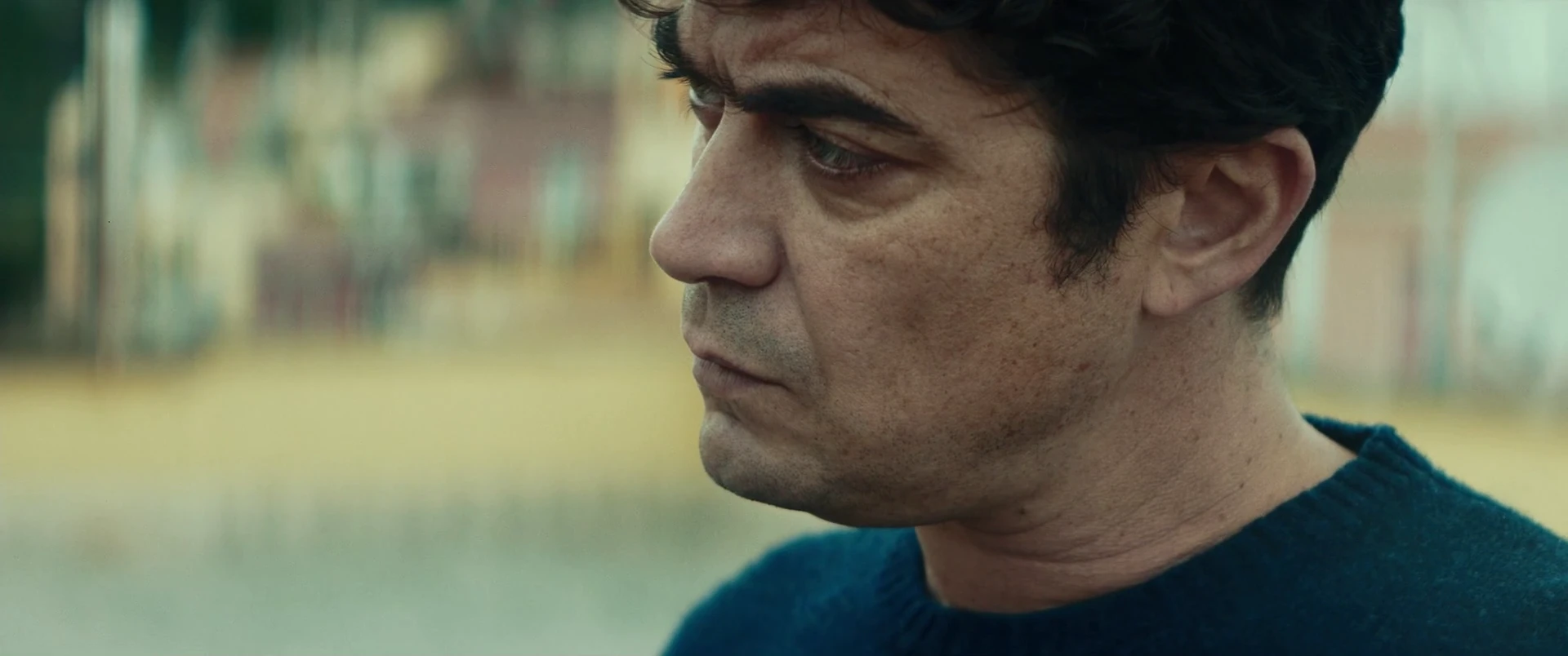 Screenshot 4 - Close to Me 2025 Hindi Dual Audio
