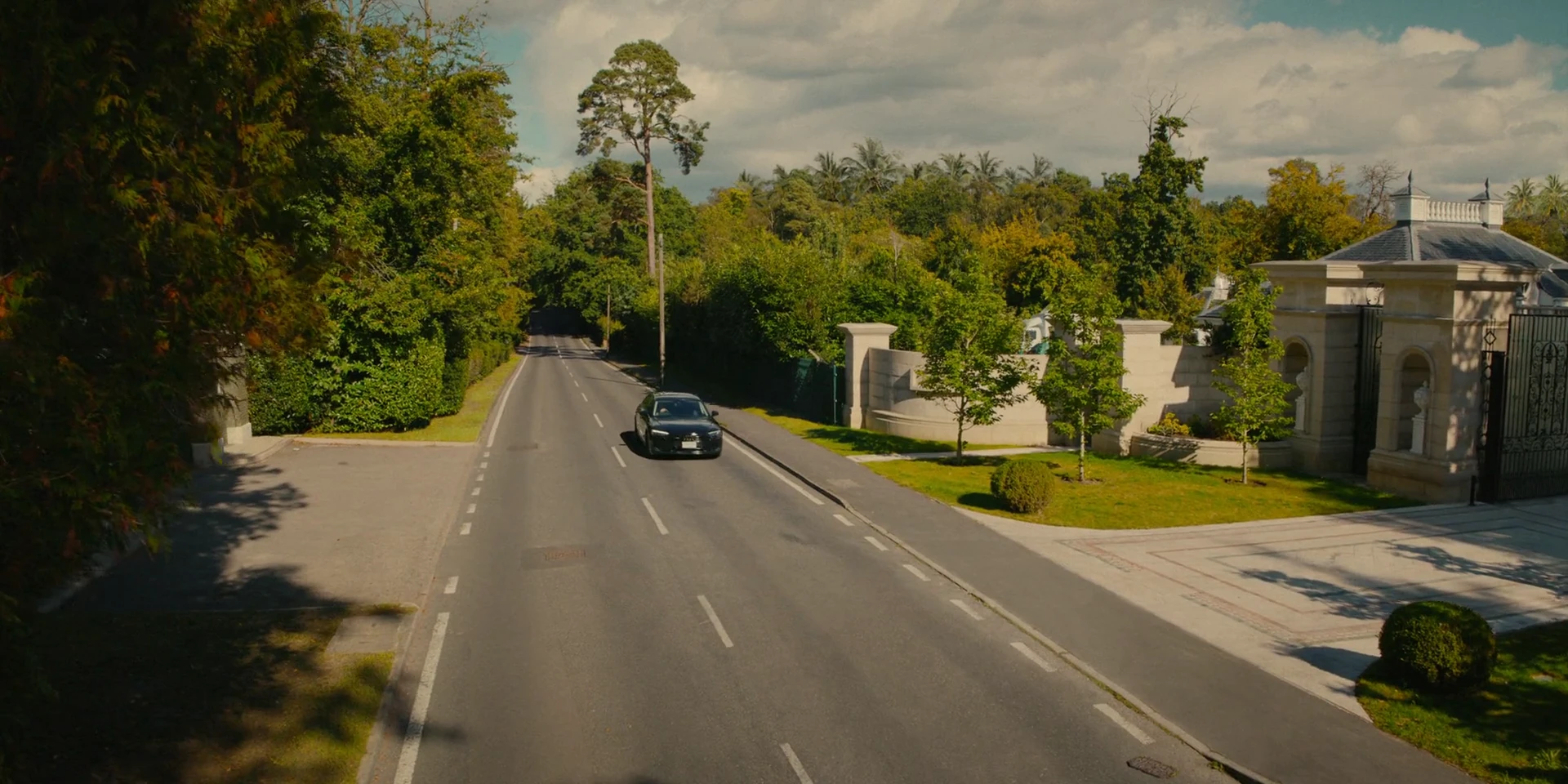 Screenshot 1 - Mutiny 2026 Hindi Dual Audio