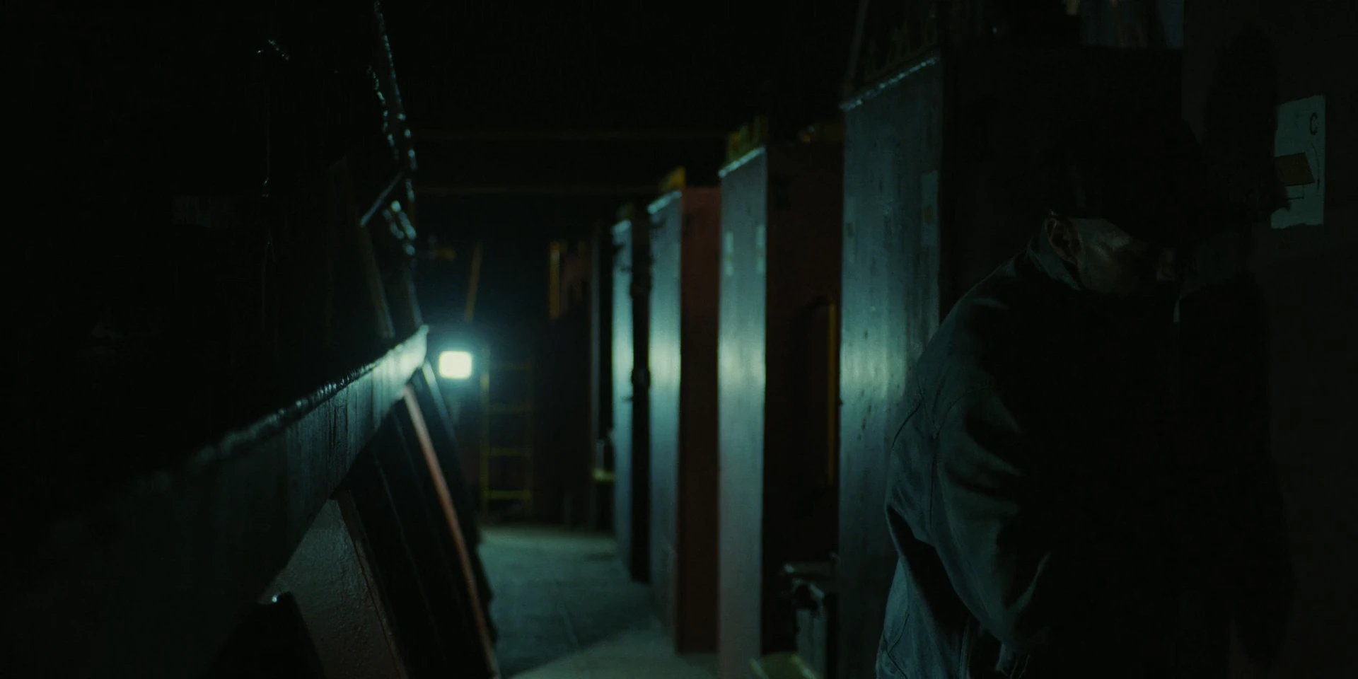 Screenshot 4 - Mutiny 2026 Hindi Dual Audio